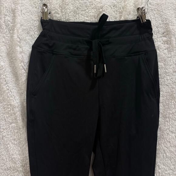 Halara Women’s Black Active Joggers Size S Nylon Elastane PLAY IT MY WAY NWT - Picture 4 of 8
